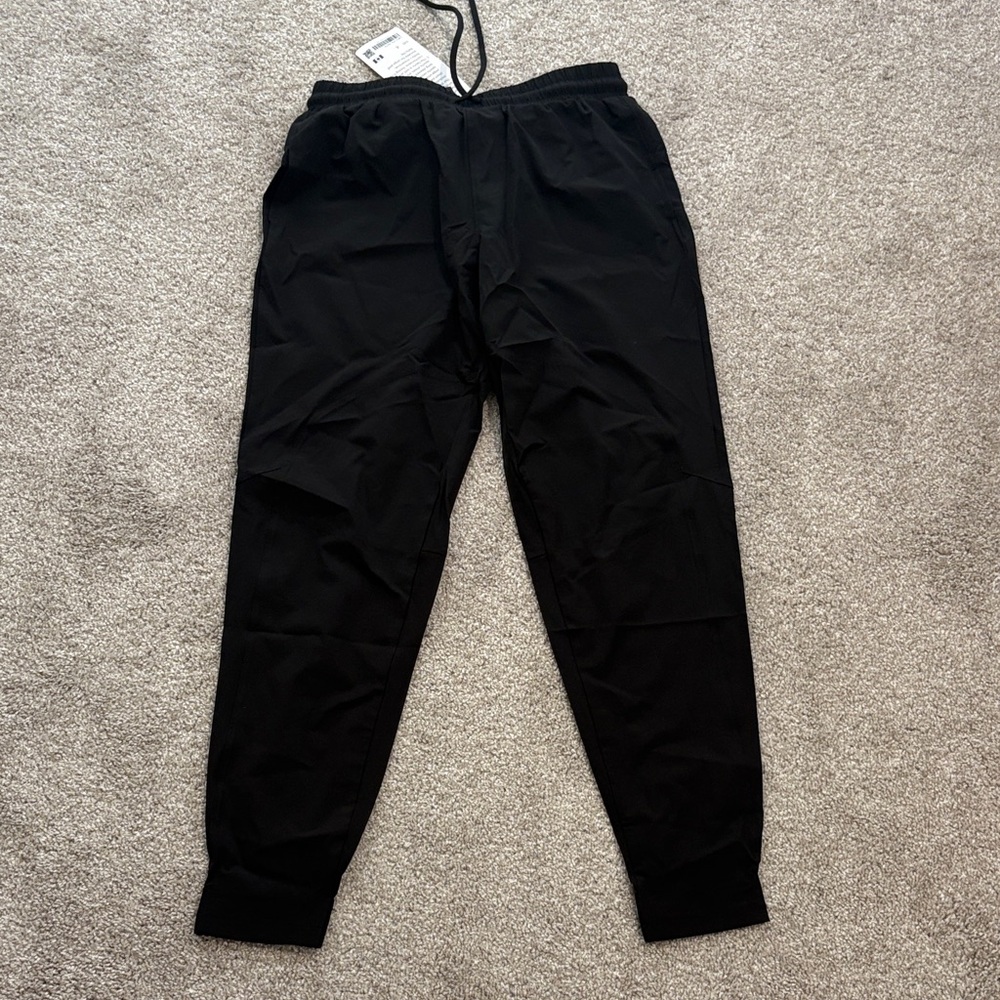 lululemon athletic wms Black Sweatpants 4 with from pocket & back zipper pocket